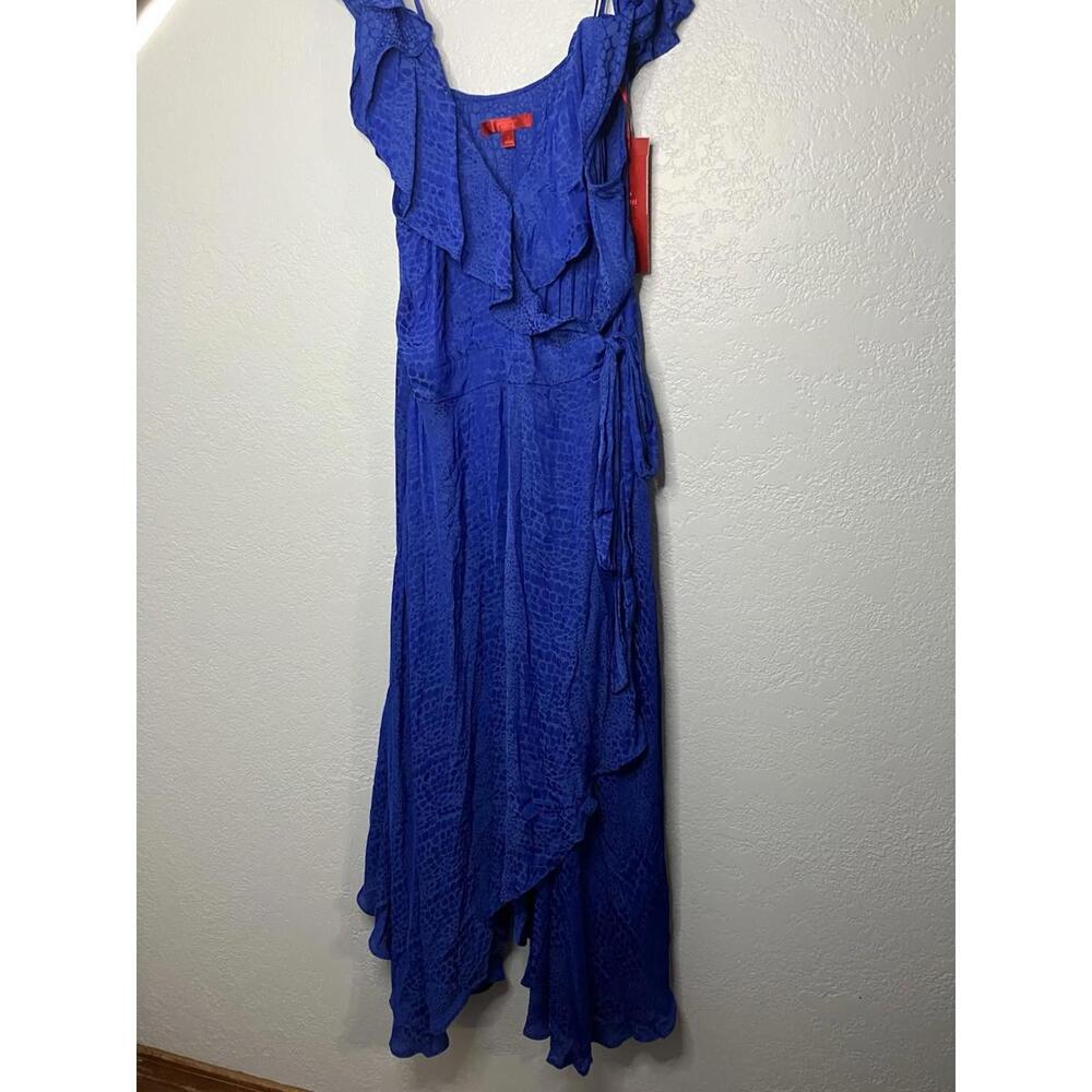 Jennifer Lopez Vibrant Blue Asymmetrical Dress